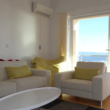 Apartment Lara