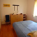 Apartment Lara Makarska